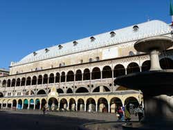 Pádua: Piazza delle Erbe